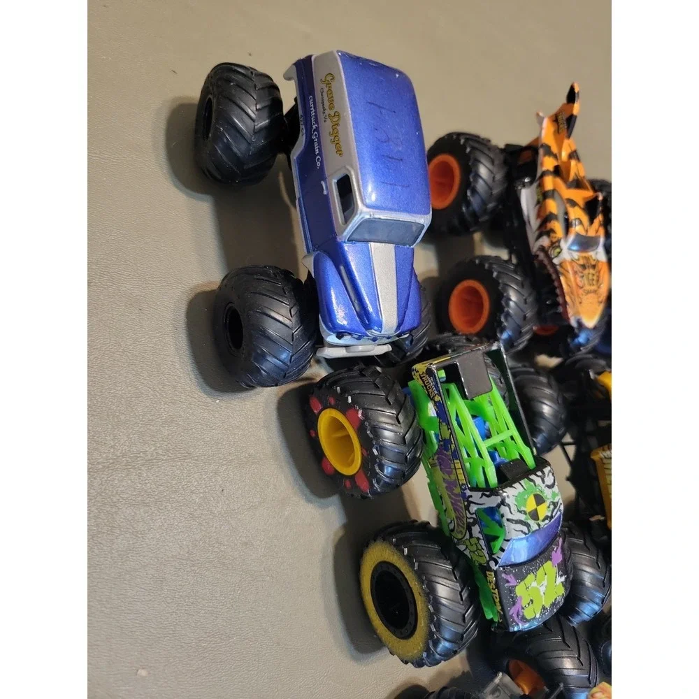 Hot Wheels monster jam